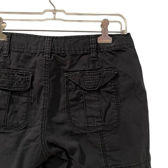 3 for $30! Calvin Klein black cargo shorts. Size 4 - Picture 7 of 8